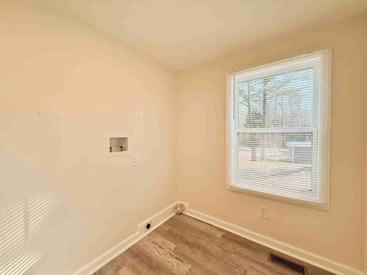 35 Easy St - Photo 6 of 12