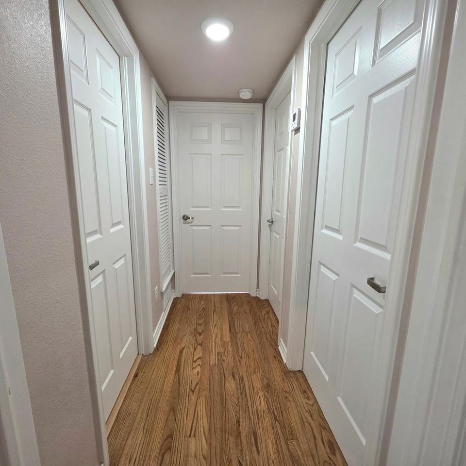226 Antrim Dr - Photo 7 of 33