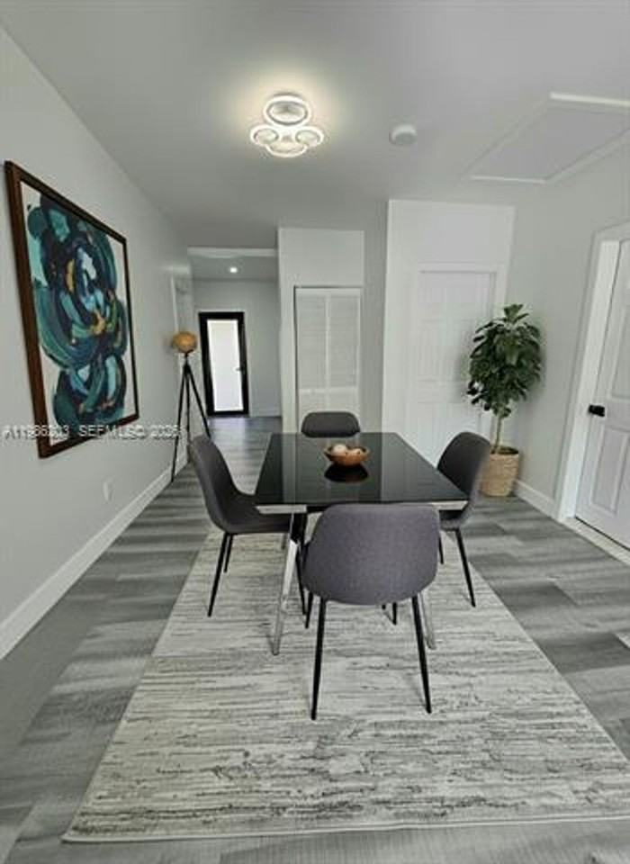 2160 Nw 30th St #0 - Photo 4 of 16