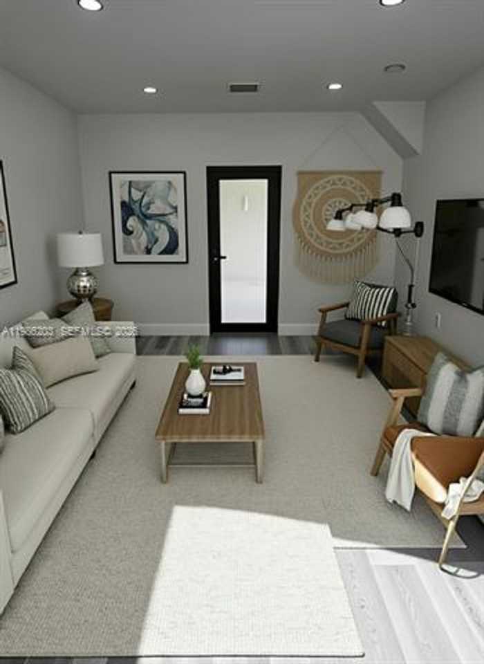 2160 Nw 30th St #0 - Photo 6 of 16