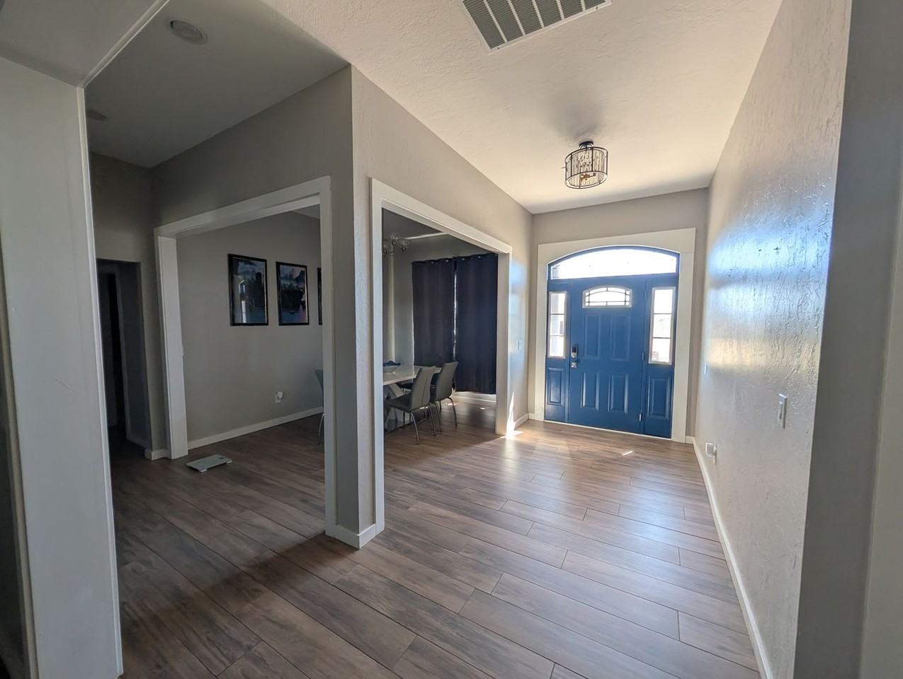 1001 Hummingbird Dr - Photo 4 of 14