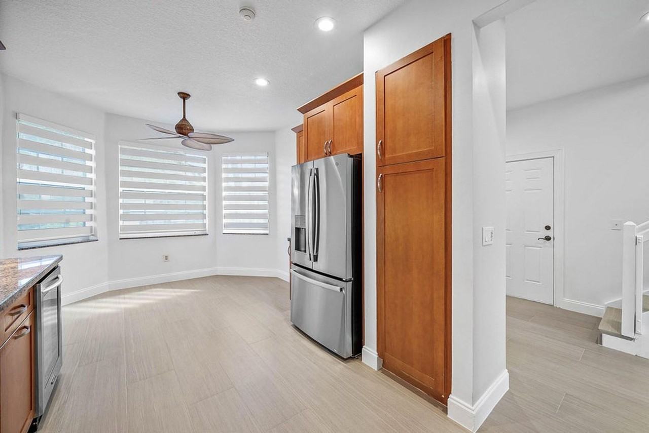 5855 Nw 42nd Way - Photo 2 of 29