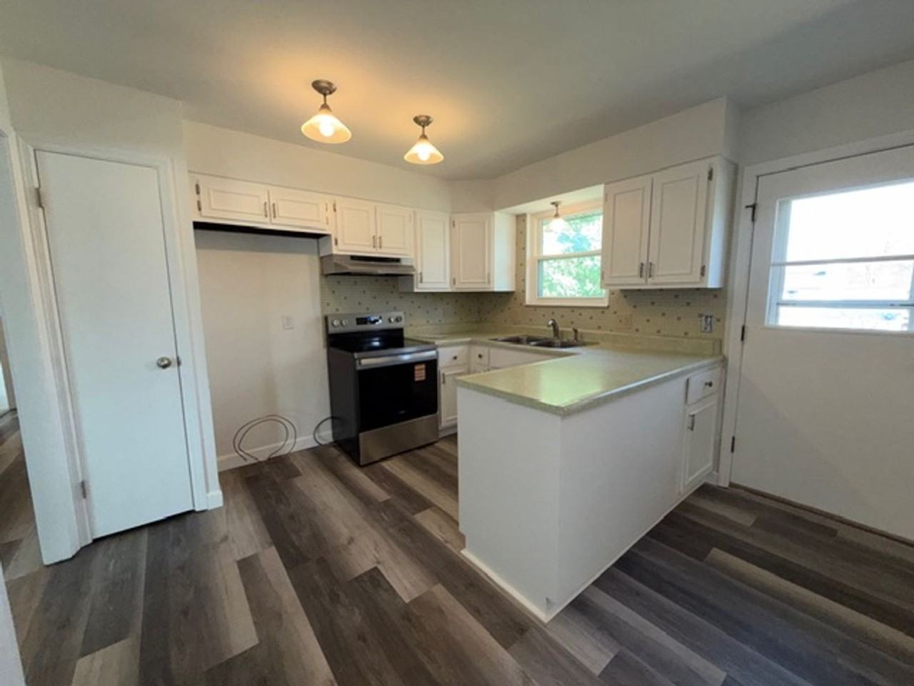 580 Bridgebend Rd - Photo 4 of 27