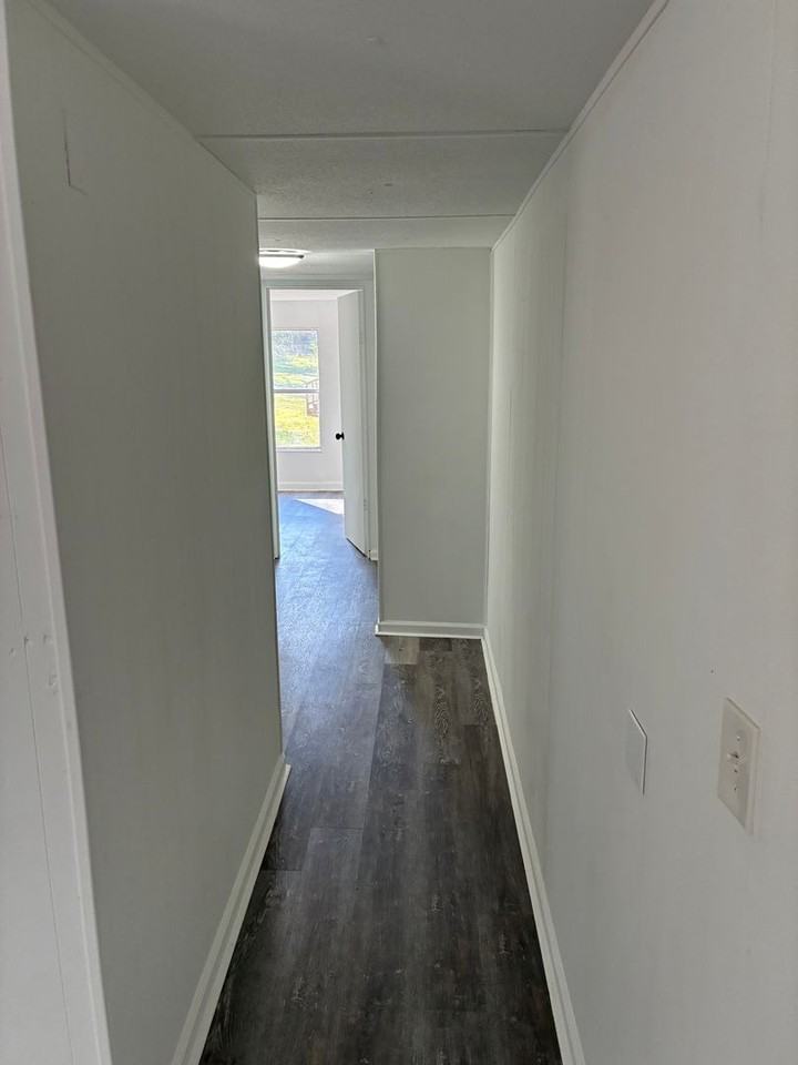 1582 Riverside Rd - Photo 4 of 14