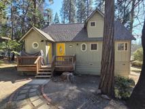 18711 Columbia Dr - Photo 1 of 1