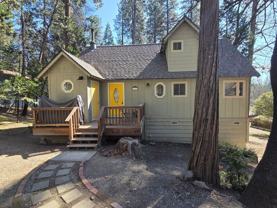 18711 Columbia Dr - Photo 1 of 1