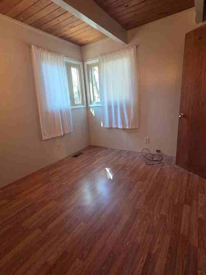 18711 Columbia Dr - Photo 6 of 15