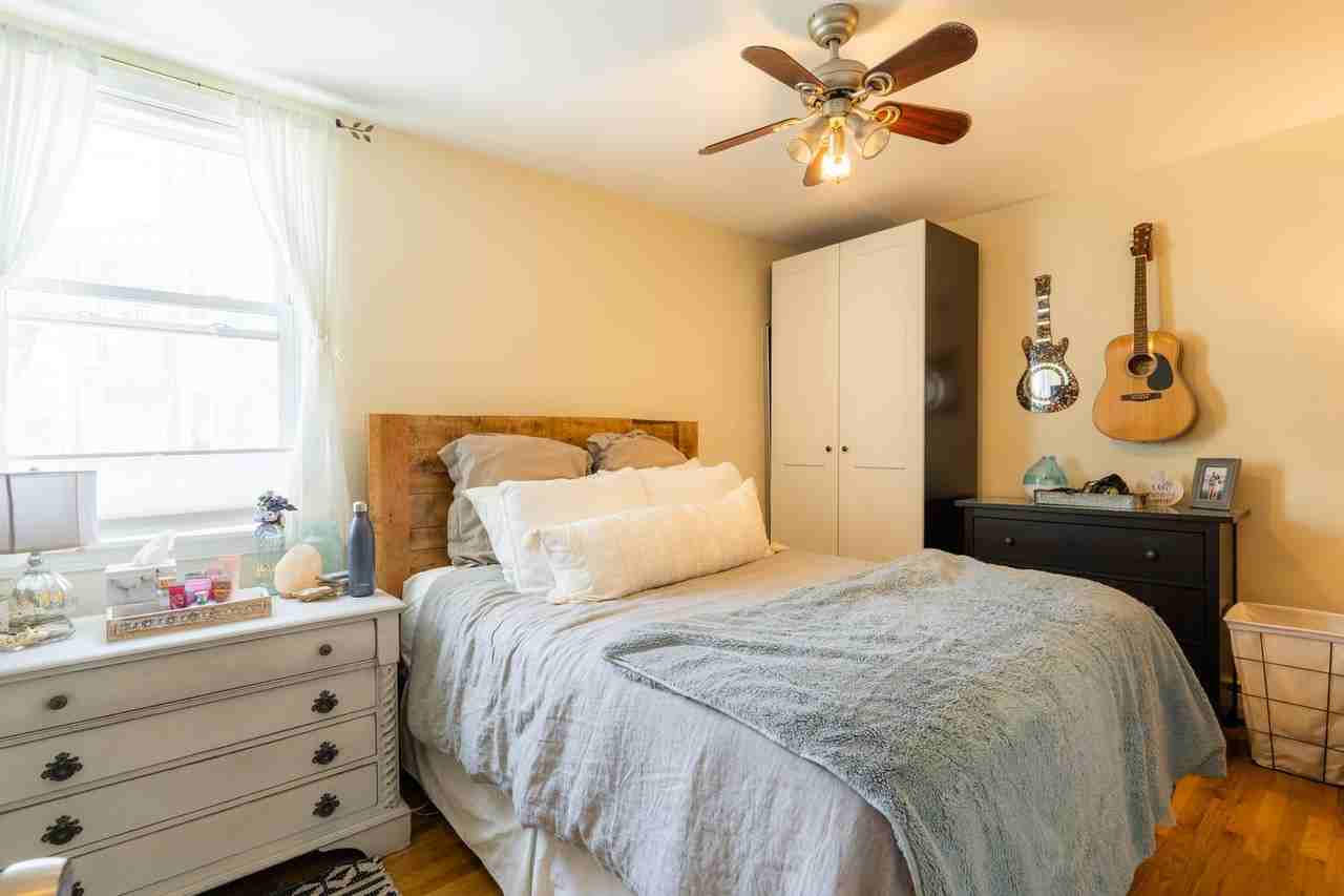 328 Beacon Street - Photo 5 of 12