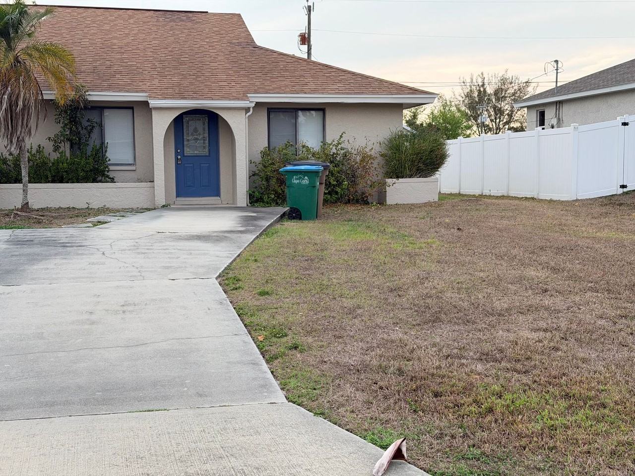 1714 Sw 15th Pl - Photo 2 of 17