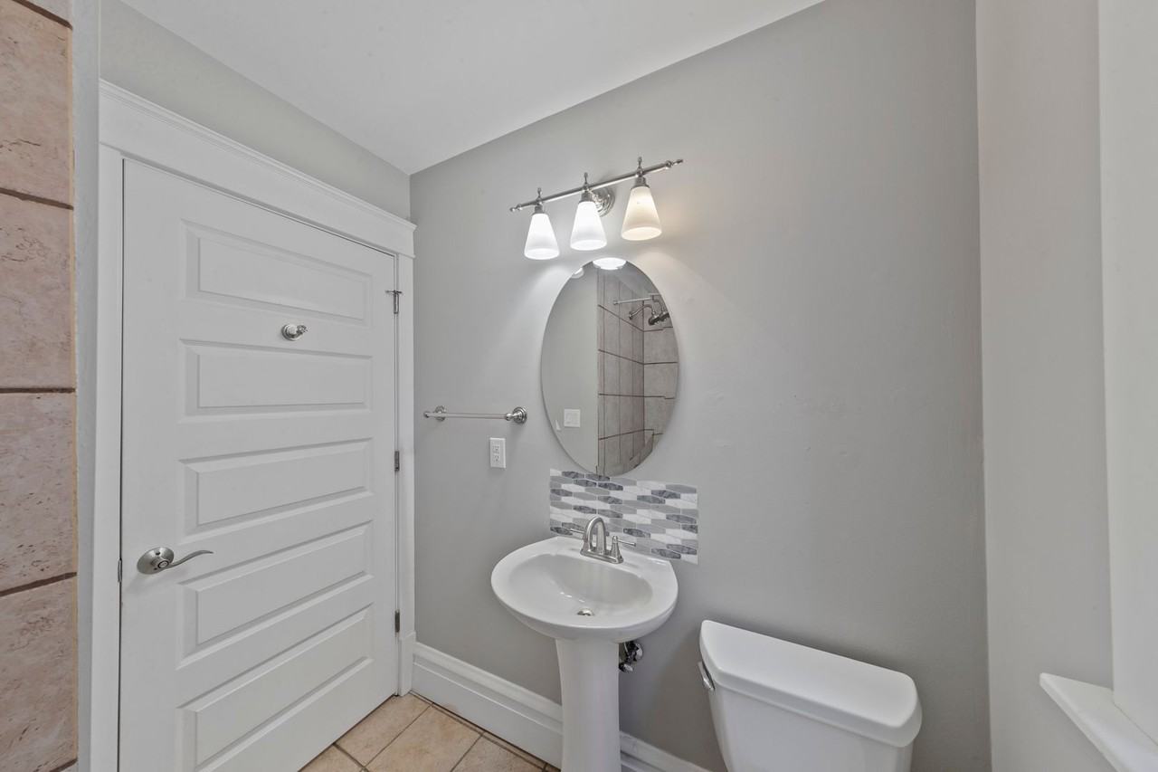 705 Interdrive LLC - Photo 7 of 22