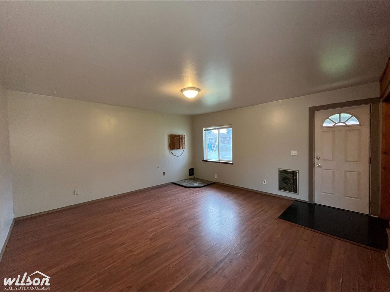 1007 W Fremont Ave - Photo 3 of 20