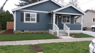 Charming SE Bungalow 3 Bed 2 Bathroom with Washer & Dryer - Photo 1 of 1