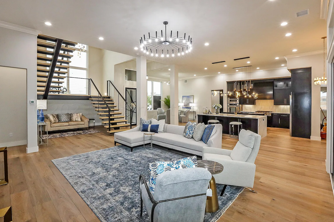 9405 Rockridge Pkwy - Photo 3 of 42