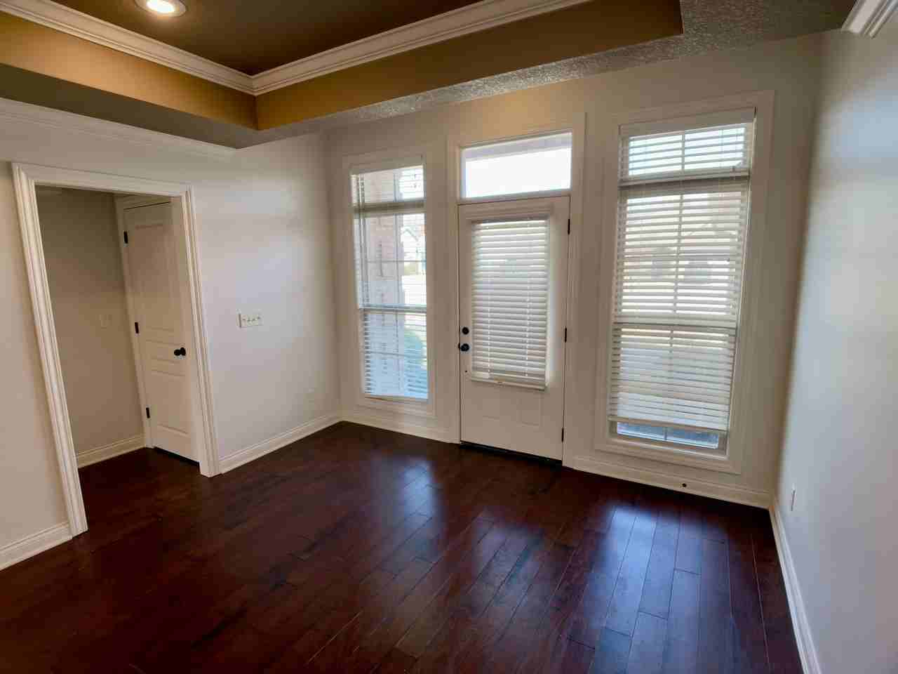 6023 Beaver Run Ln - Photo 2 of 18