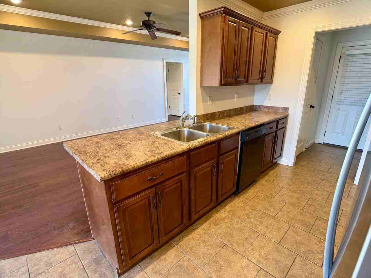 6023 Beaver Run Ln - Photo 6 of 18