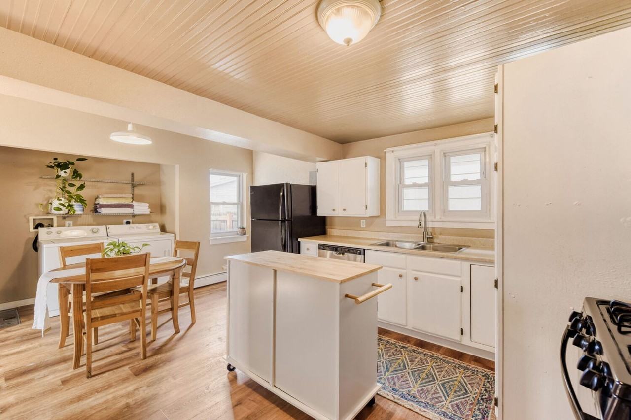 4739 Pearl St - Photo 7 of 17