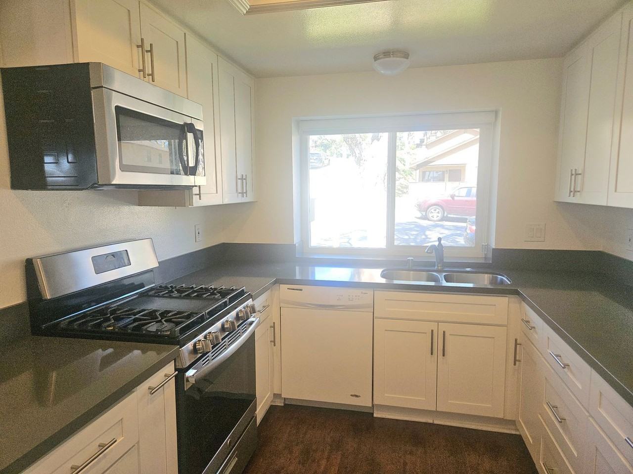 21700 Laurelrim Dr #A - Photo 3 of 15