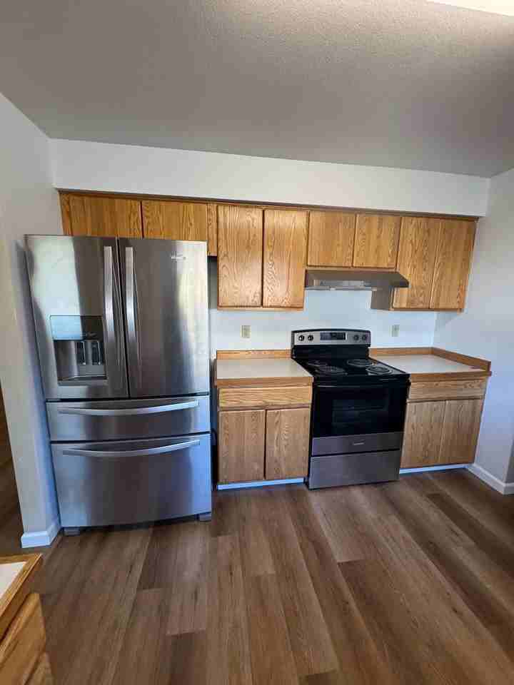 2245 Nw Cabrillo Ct - Photo 7 of 20