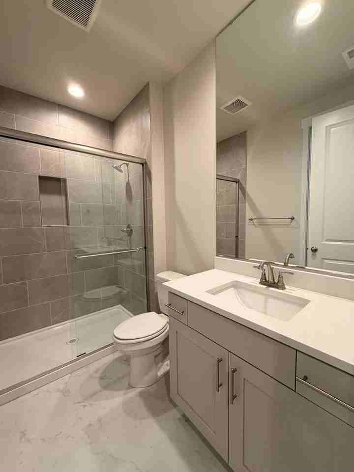 3414 Deerfern Rd - Photo 7 of 39