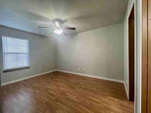 220 Sage St #220 - Photo 3 of 16