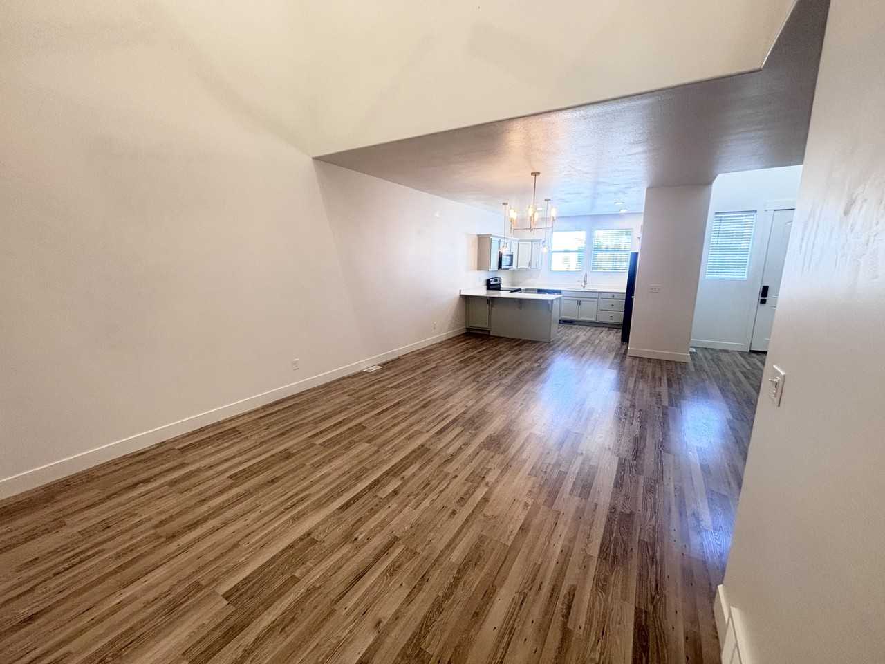 3985 Westnorth #3985 - Photo 2 of 50