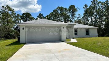 featured image of 327 Lester Ave S