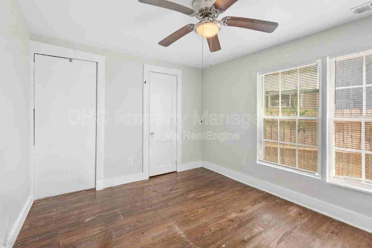 752 Mcdonough Blvd Se - Photo 7 of 10