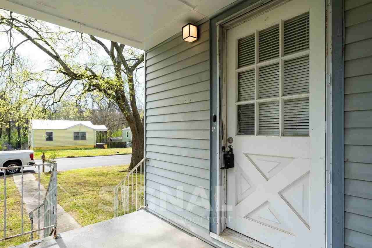 5836 Ct-Q - Photo 4 of 20