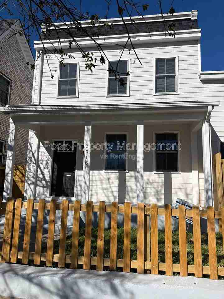 3016 Parkwood Ave - Photo 2 of 16