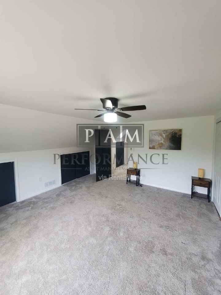 2829 S Howell Ave - Photo 3 of 45