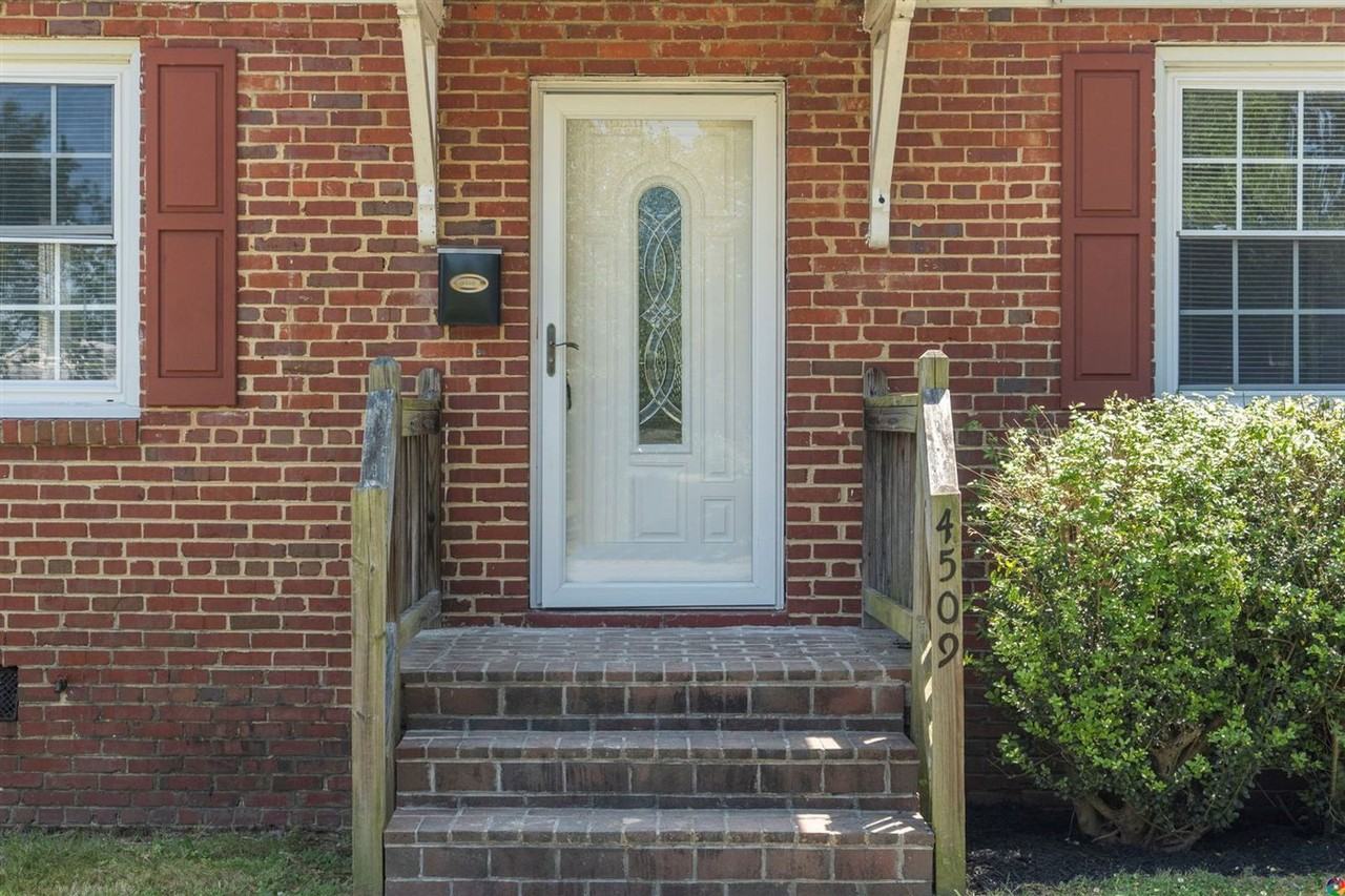 4509 Chipoax Ave - Photo 4 of 29