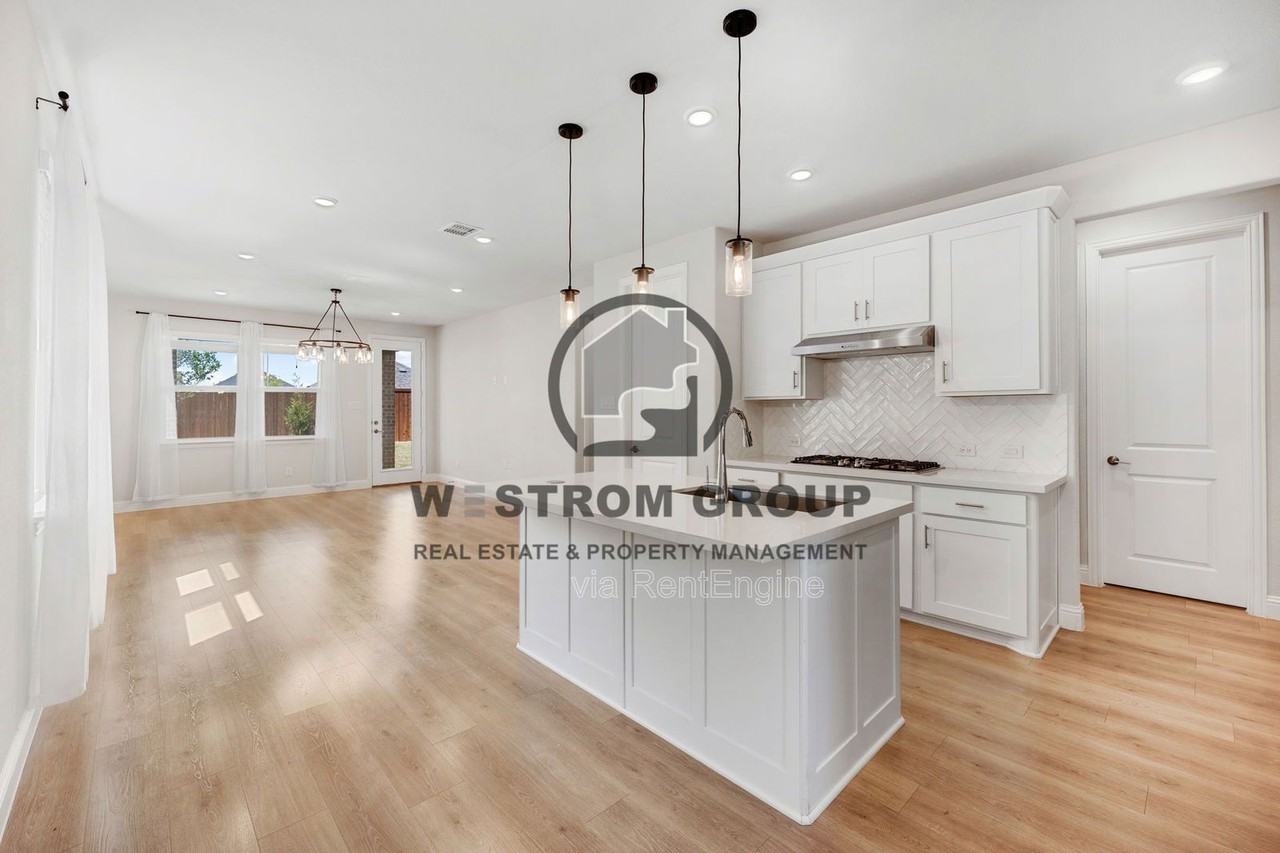 430 Cherry Laurel Dr - Photo 7 of 32