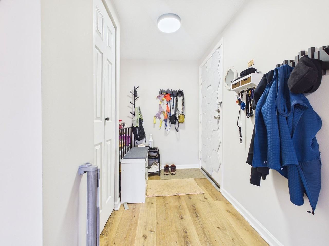 1501 Bronwyn Rd #303 - Photo 2 of 22