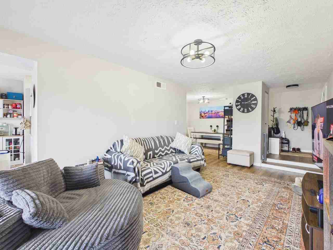 1501 Bronwyn Rd #303 - Photo 3 of 22