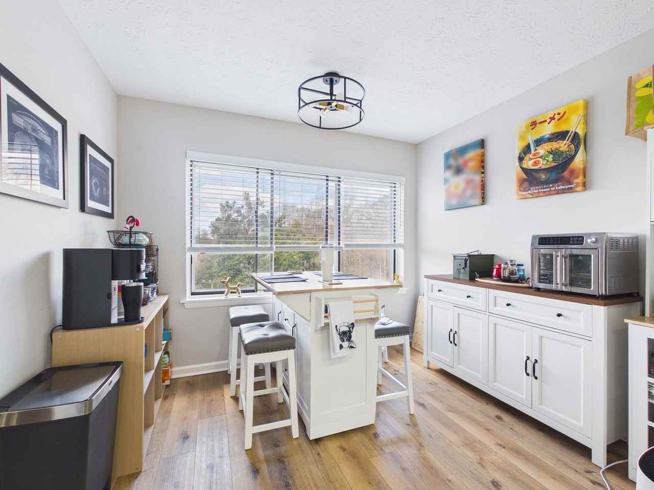 1501 Bronwyn Rd #303 - Photo 7 of 22