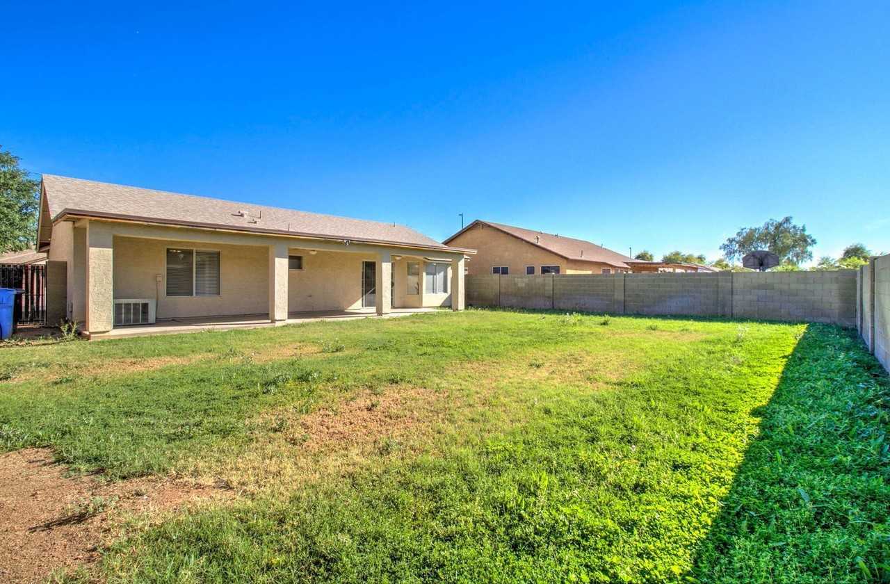 2049 E San Tan Ct - Photo 7 of 40