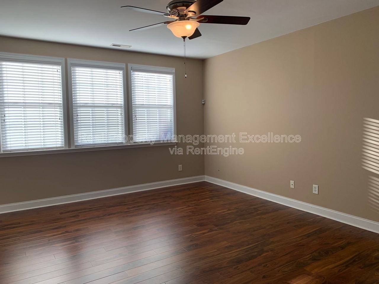 3124 Mackinac Island Ln - Photo 5 of 35