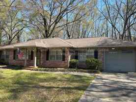 1133 E College St - Photo 1 of 1