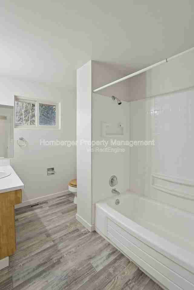 9715 N Stevens St - Photo 7 of 21