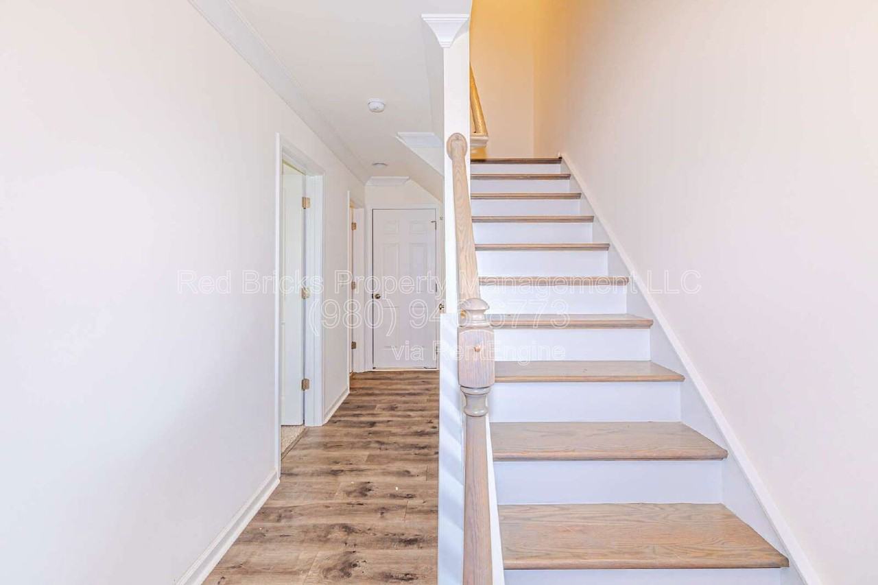 12305 Landry Renee Pl - Photo 5 of 32