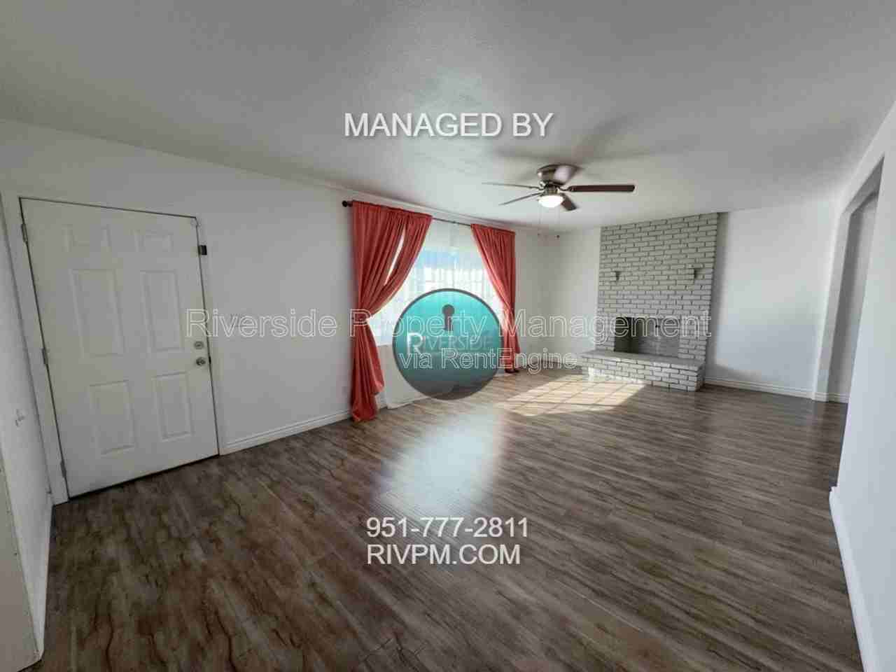 9817 Olive St - Photo 4 of 29