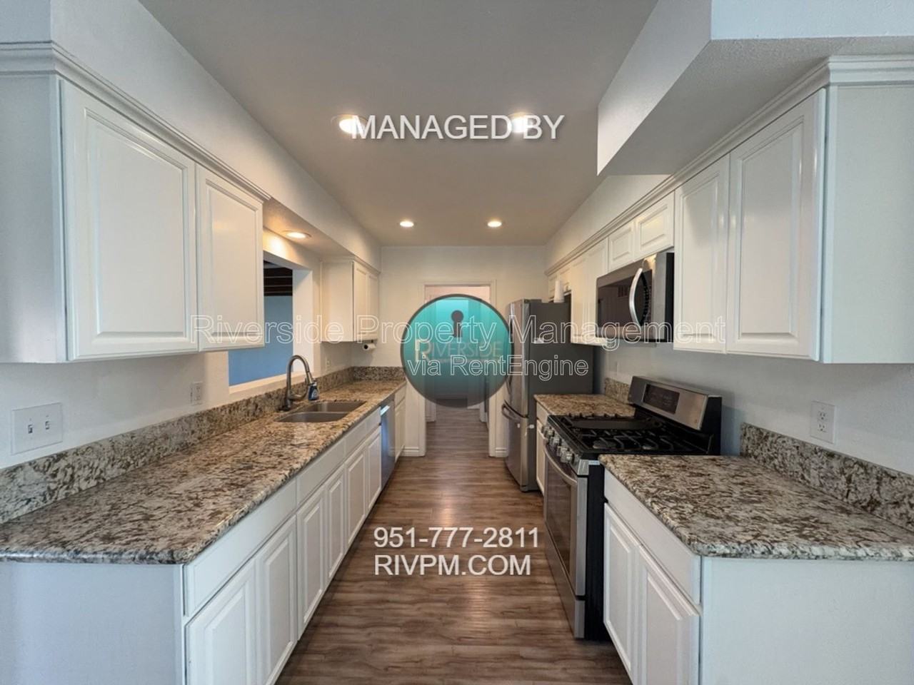 9817 Olive St - Photo 7 of 29