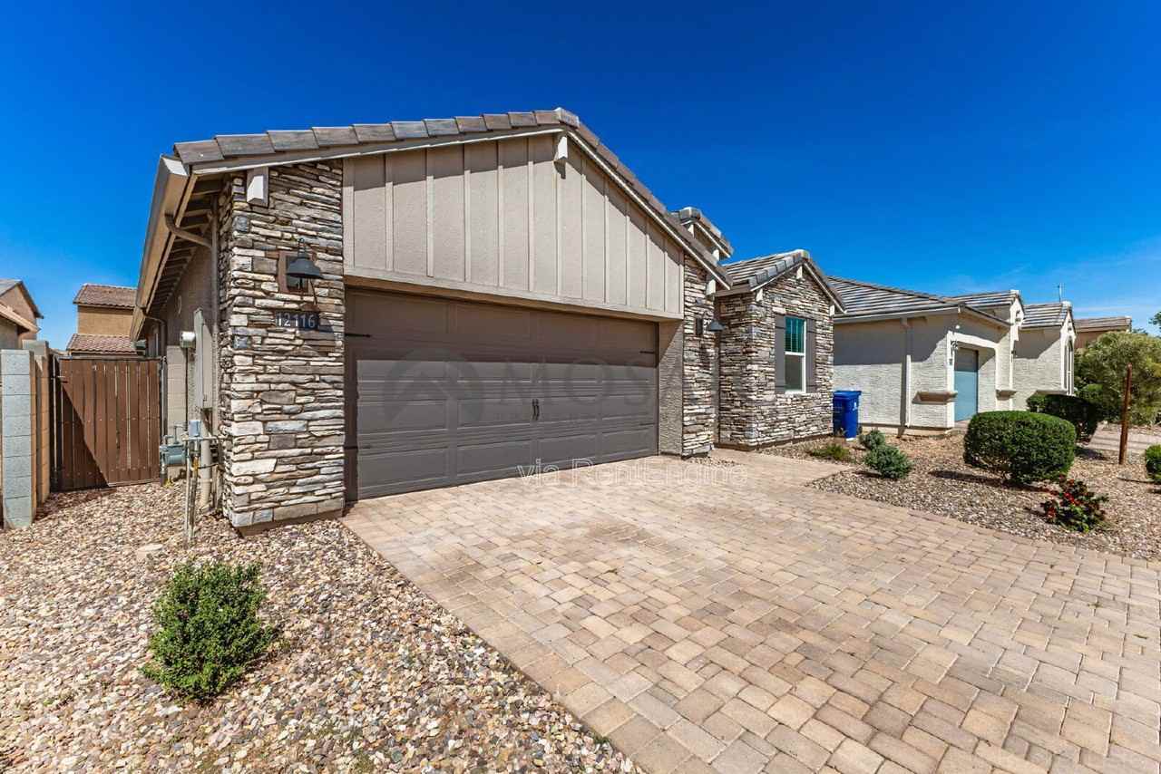 W Wier Ave - Photo 4 of 31