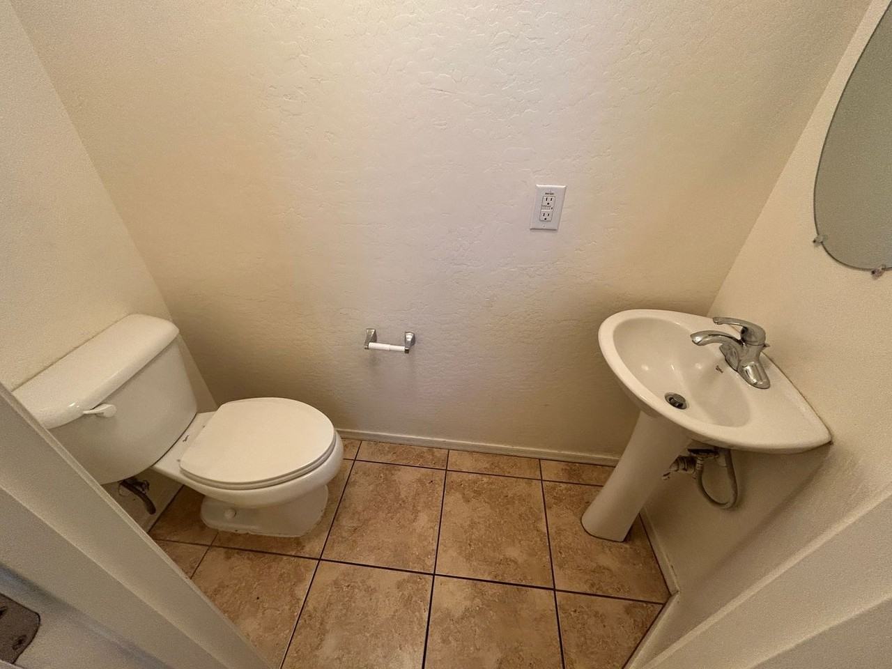 14072 W Country Gables Dr - Photo 6 of 19