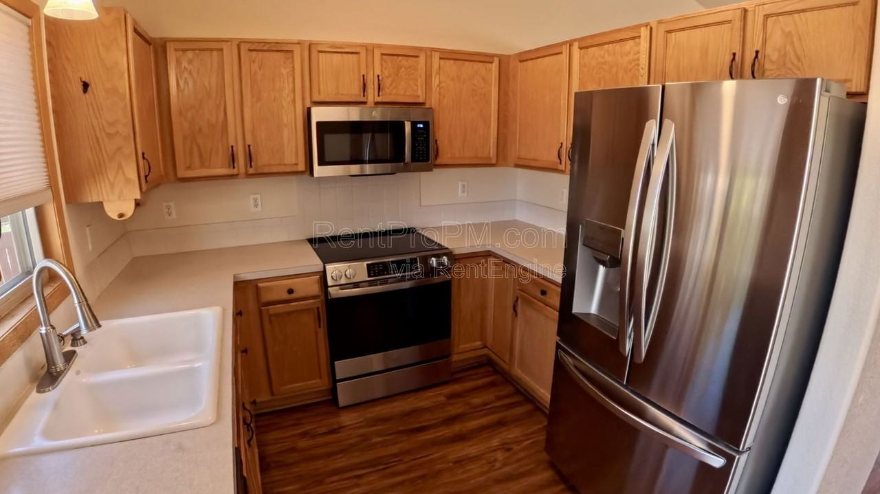 1514 Carmela Ct - Photo 6 of 20