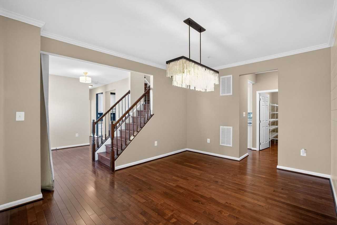 41309 Chestnut Hill St - Photo 3 of 15