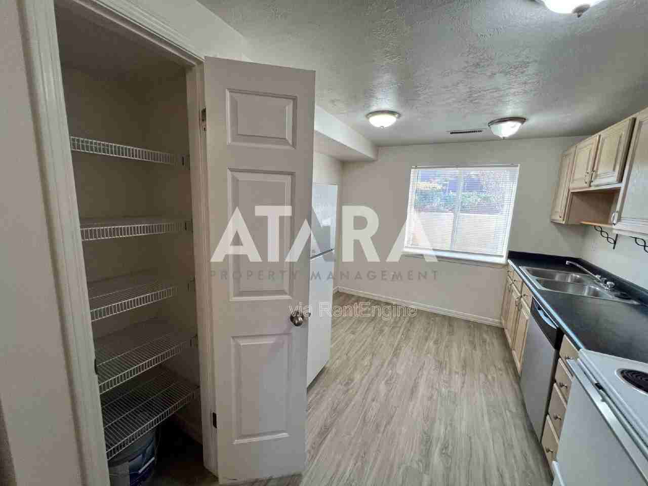 215 N 1st St #105-105 - Photo 7 of 23