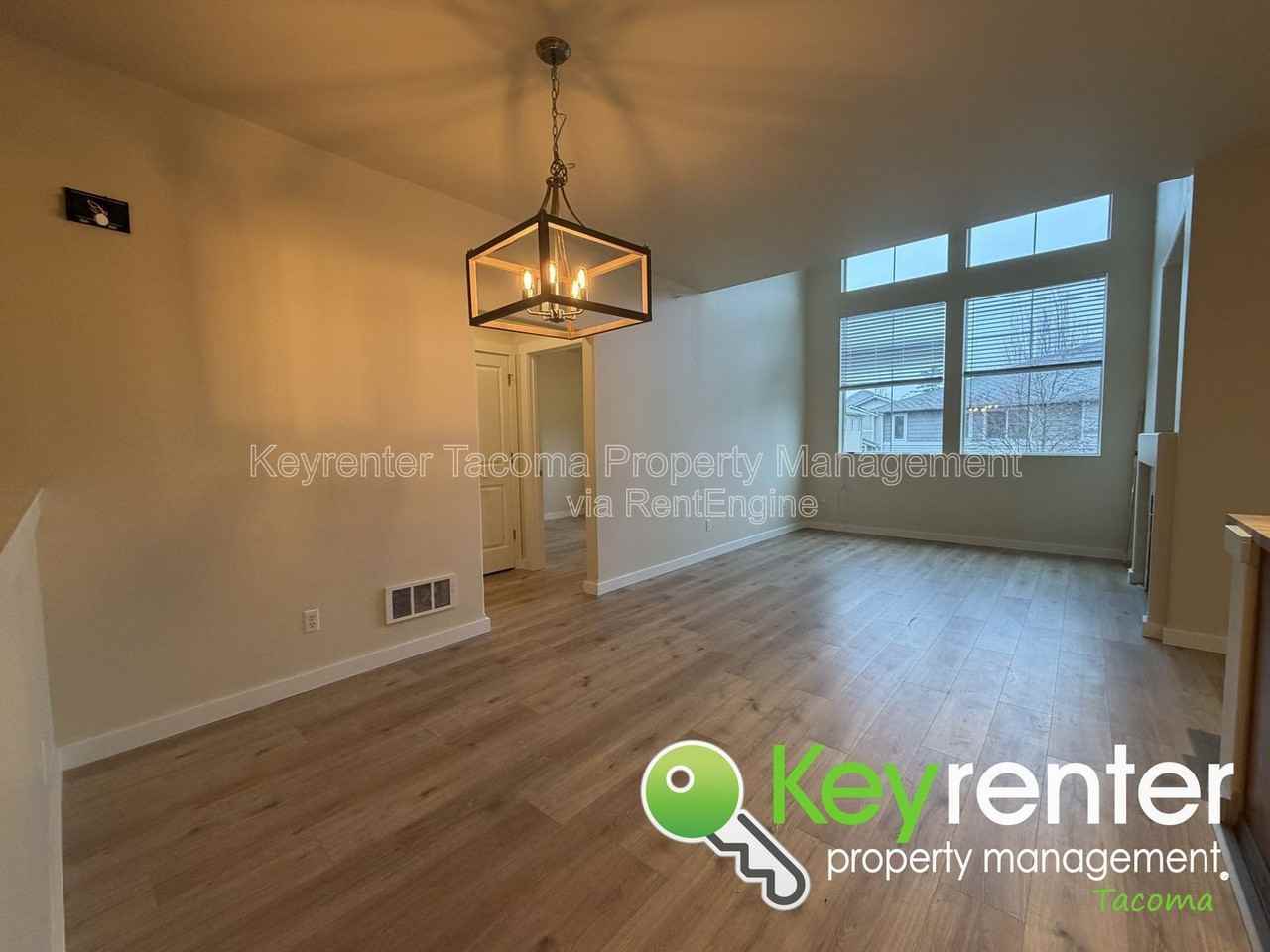 2155 Bobs Hollow Ln #C - Photo 3 of 24