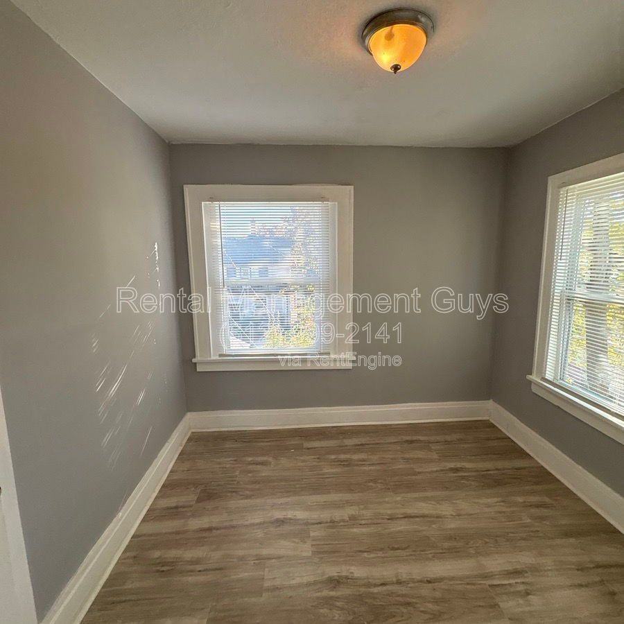 4216 Bryant Ave N #2 - Photo 5 of 19