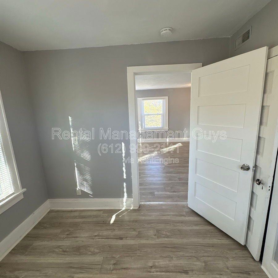 4216 Bryant Ave N #2 - Photo 6 of 19